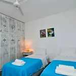 Sea View Cycladic House 4 Min From Port